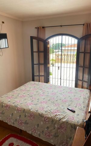 Casa à venda com 164m², 3 quartos e 2 vagas Casa à venda com 164m², 3 quartos e 2 vagasQuarto