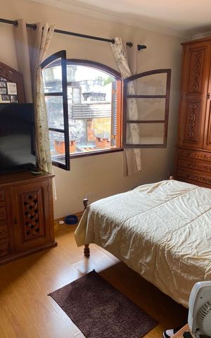 Casa à venda com 164m², 3 quartos e 2 vagas Casa à venda com 164m², 3 quartos e 2 vagasQuarto