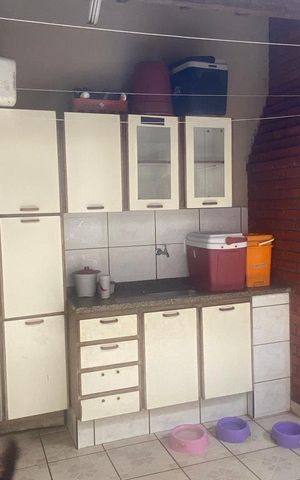 Casa à venda com 164m², 3 quartos e 2 vagas