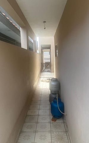 Casa à venda com 164m², 3 quartos e 2 vagas Casa à venda com 164m², 3 quartos e 2 vagasÁrea externa