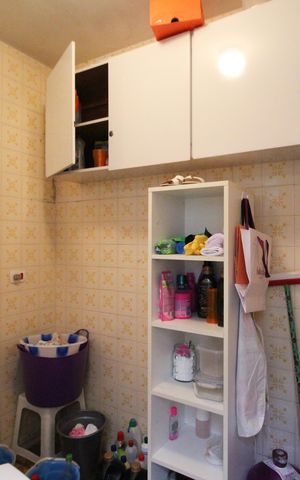 Casa à venda com 206m², 3 quartos e 2 vagas Casa à venda com 206m², 3 quartos e 2 vagasÁrea de Serviço