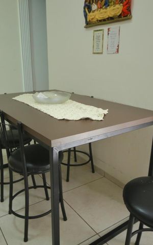 Casa à venda com 162m², 3 quartos e 1 vagaCozinha 