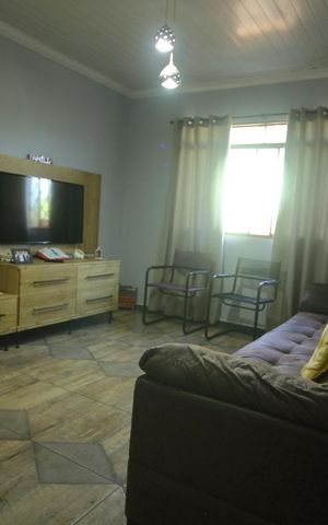 Casa à venda com 162m², 3 quartos e 1 vagaSala 
