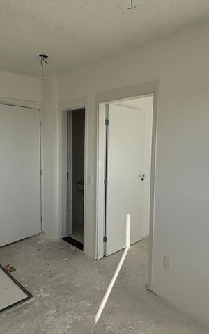 Apartamento à venda com 32m², 2 quartos e 1 vaga Apartamento à venda com 32m², 2 quartos e 1 vagaSala