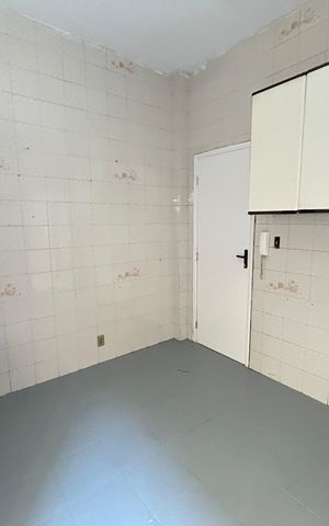 Apartamento à venda com 70m², 3 quartos e sem vagaCozinha