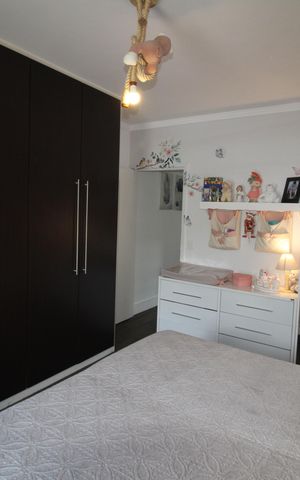 Casa à venda com 200m², 2 quartos e 2 vagasQuarto 2