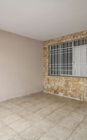Casa à venda com 200m², 2 quartos e 2 vagasGaragem