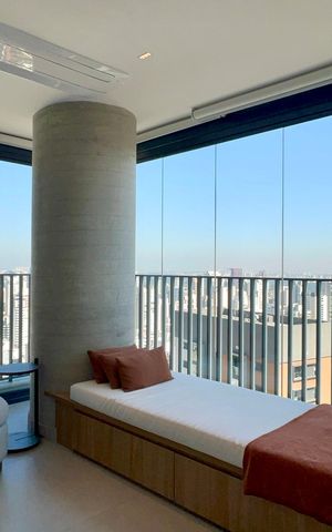 Apartamento à venda com 151m², 2 quartos e 2 vagas Apartamento à venda com 151m², 2 quartos e 2 vagasVaranda