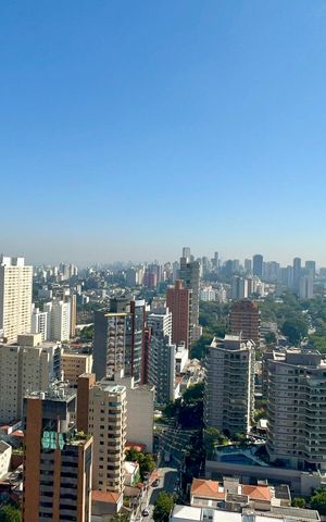 Apartamento à venda com 151m², 2 quartos e 2 vagas Apartamento à venda com 151m², 2 quartos e 2 vagasVista da Varanda
