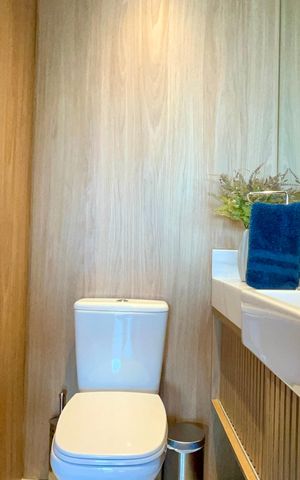 Apartamento à venda com 151m², 2 quartos e 2 vagas Apartamento à venda com 151m², 2 quartos e 2 vagasLavabo