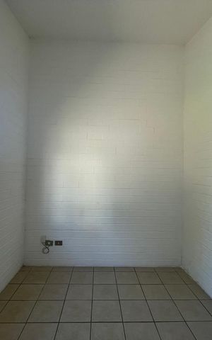 Casa de condomínio à venda com 52m², 2 quartos e 1 vaga
