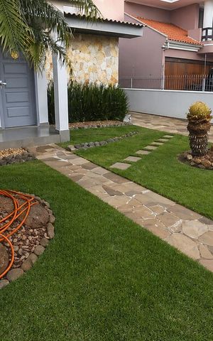 Casa à venda com 127m², 2 quartos e 2 vagas