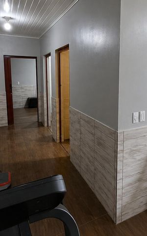 Casa à venda com 127m², 2 quartos e 2 vagas Casa à venda com 127m², 2 quartos e 2 vagasSala