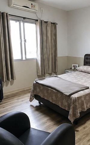 Casa à venda com 127m², 2 quartos e 2 vagas Casa à venda com 127m², 2 quartos e 2 vagasQuarto 1