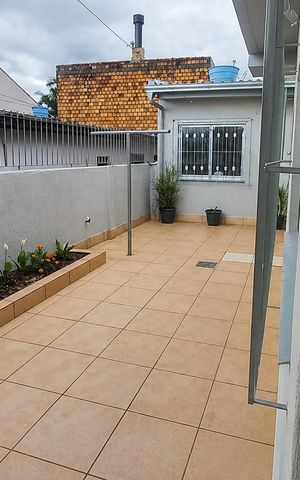 Casa à venda com 127m², 2 quartos e 2 vagas