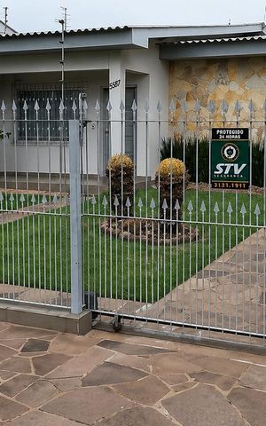 Casa à venda com 127m², 2 quartos e 2 vagas