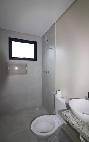 Apartamento à venda com 57m², 2 quartos e 1 vagaQuarto 1 - Suíte Banheiro 