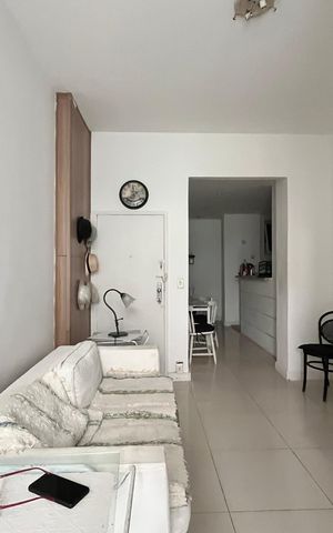 Apartamento à venda com 46m², 1 quarto e sem vaga Apartamento à venda com 46m², 1 quarto e sem vagaSala