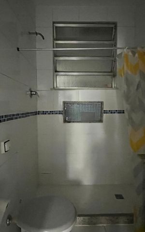 Apartamento à venda com 46m², 1 quarto e sem vaga Apartamento à venda com 46m², 1 quarto e sem vagaBanheiro