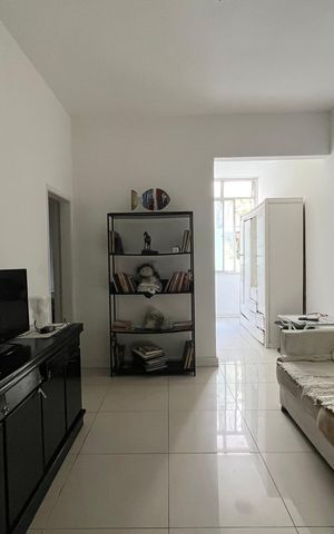 Apartamento à venda com 46m², 1 quarto e sem vaga Apartamento à venda com 46m², 1 quarto e sem vagaSala