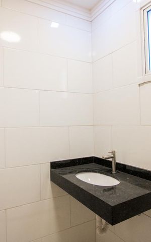 Apartamento à venda com 100m², 2 quartos e 1 vaga Apartamento à venda com 100m², 2 quartos e 1 vagaBanheiro social 1