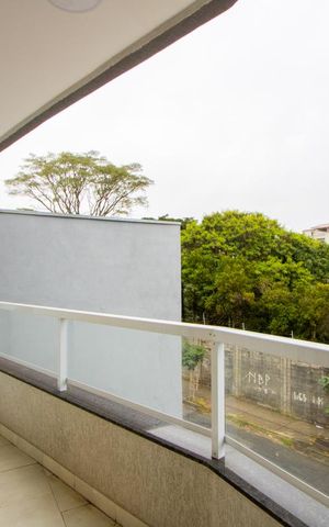 Apartamento à venda com 100m², 2 quartos e 1 vaga Apartamento à venda com 100m², 2 quartos e 1 vagaVaranda da sala e quarto 2
