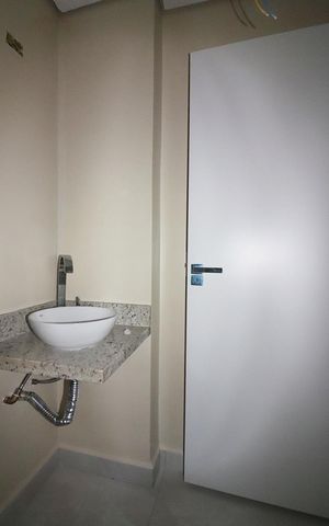 Apartamento à venda com 130m², 2 quartos e 2 vagasBanheiro Social