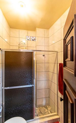 Casa à venda com 250m², 4 quartos e sem vaga Casa à venda com 250m², 4 quartos e sem vagaCasa 1º andar - Banheiro Social