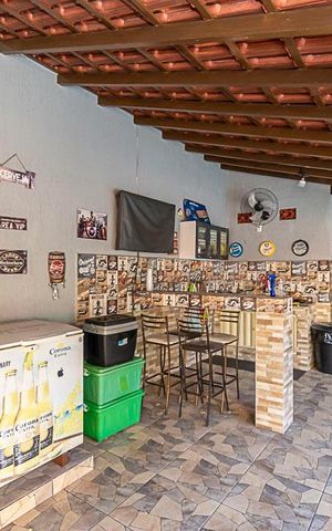 Casa à venda com 250m², 4 quartos e sem vaga Casa à venda com 250m², 4 quartos e sem vagaVaranda gourmet