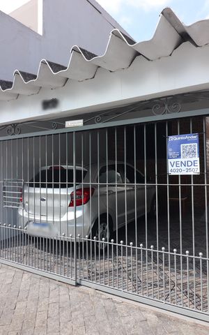 Casa à venda com 112m², 3 quartos e 2 vagasFachada