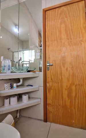 Casa à venda com 112m², 3 quartos e 2 vagasBanheiro Social