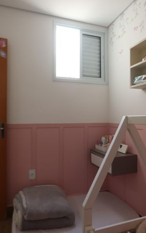 Casa à venda com 99m², 3 quartos e 2 vagasQuarto 2