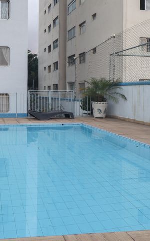 Apartamento à venda com 64m², 2 quartos e 1 vaga Apartamento à venda com 64m², 2 quartos e 1 vagaÁrea comum - Piscina