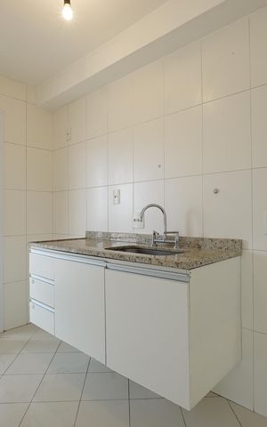 Apartamento à venda com 69m², 2 quartos e 2 vagasCozinha