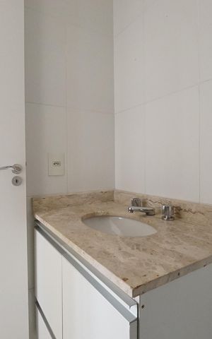 Apartamento à venda com 69m², 2 quartos e 2 vagasBanheiro