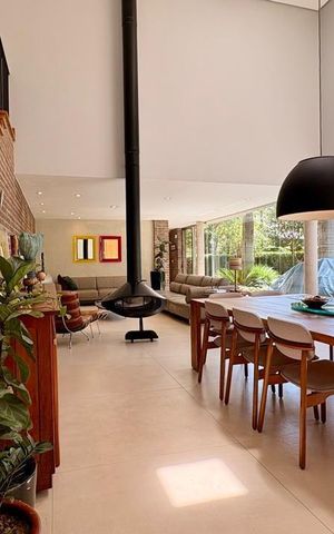 Casa à venda com 644m², 4 quartos e 9 vagas