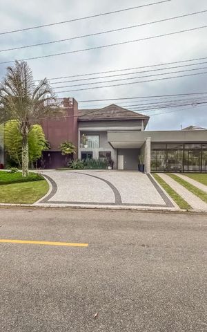 Casa à venda com 1600m², 5 quartos e 14 vagas