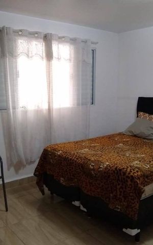 Casa à venda com 140m², 2 quartos e sem vaga