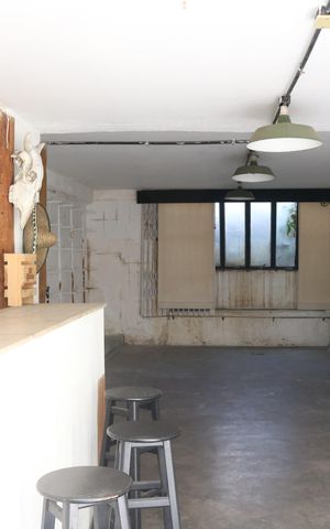 Casa à venda com 250m², 2 quartos e 1 vagaÁrea Comum