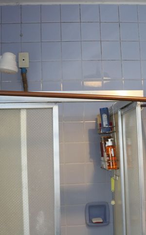 Casa à venda com 250m², 2 quartos e 1 vagaBanheiro 1
