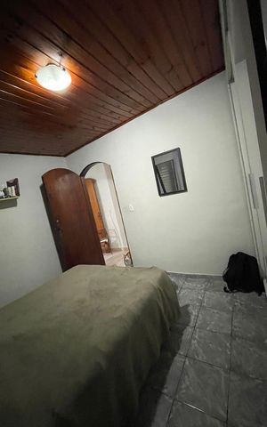 Casa à venda com 48m², 3 quartos e sem vaga Casa à venda com 48m², 3 quartos e sem vagaQuarto 2