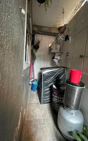 Casa à venda com 48m², 3 quartos e sem vaga Casa à venda com 48m², 3 quartos e sem vagaÁrea externa