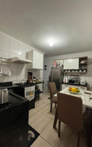 Casa à venda com 48m², 3 quartos e sem vaga Casa à venda com 48m², 3 quartos e sem vagaCozinha