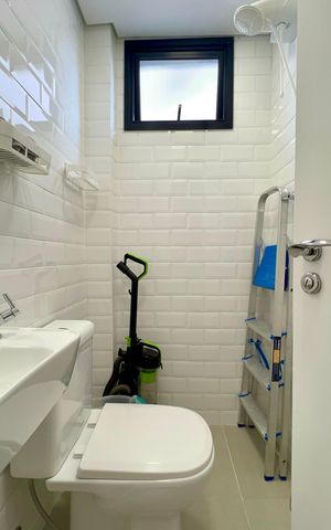 Apartamento à venda com 125m², 2 quartos e 1 vaga Apartamento à venda com 125m², 2 quartos e 1 vagaBanheiro de serviço