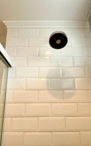 Apartamento à venda com 125m², 2 quartos e 1 vaga Apartamento à venda com 125m², 2 quartos e 1 vagaBanheiro da Suíte 2