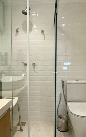 Apartamento à venda com 125m², 2 quartos e 1 vaga Apartamento à venda com 125m², 2 quartos e 1 vagaBanheiro da Suíte 1
