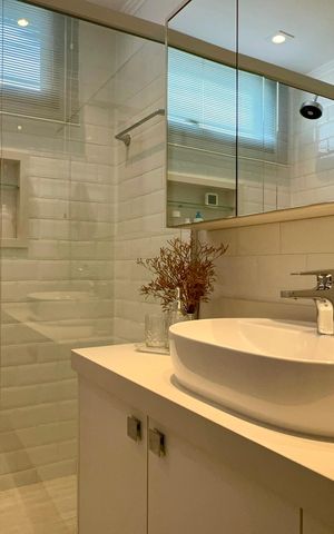 Apartamento à venda com 125m², 2 quartos e 1 vaga Apartamento à venda com 125m², 2 quartos e 1 vagaBanheiro da Suíte 2