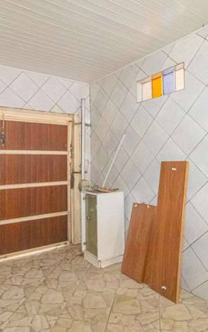 Casa à venda com 144m², 2 quartos e 2 vagasGaragem