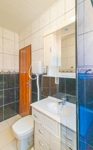 Casa à venda com 144m², 2 quartos e 2 vagasBanheiro da Suíte