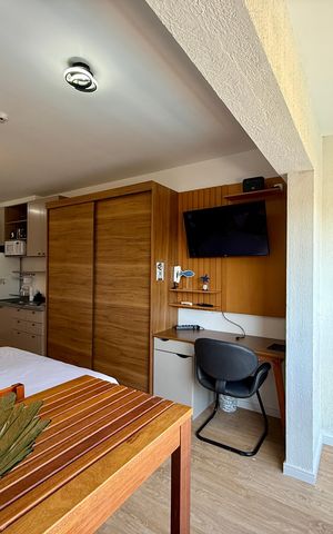 Studio para alugar com 28m², 1 quarto e sem vaga Studio para alugar com 28m², 1 quarto e sem vagaSacada